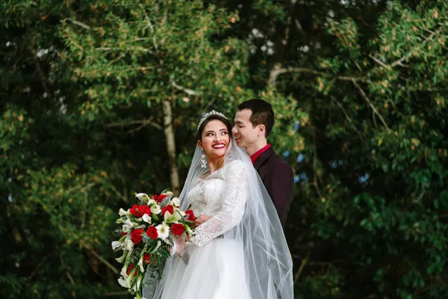 Raquel & John, photograph 12