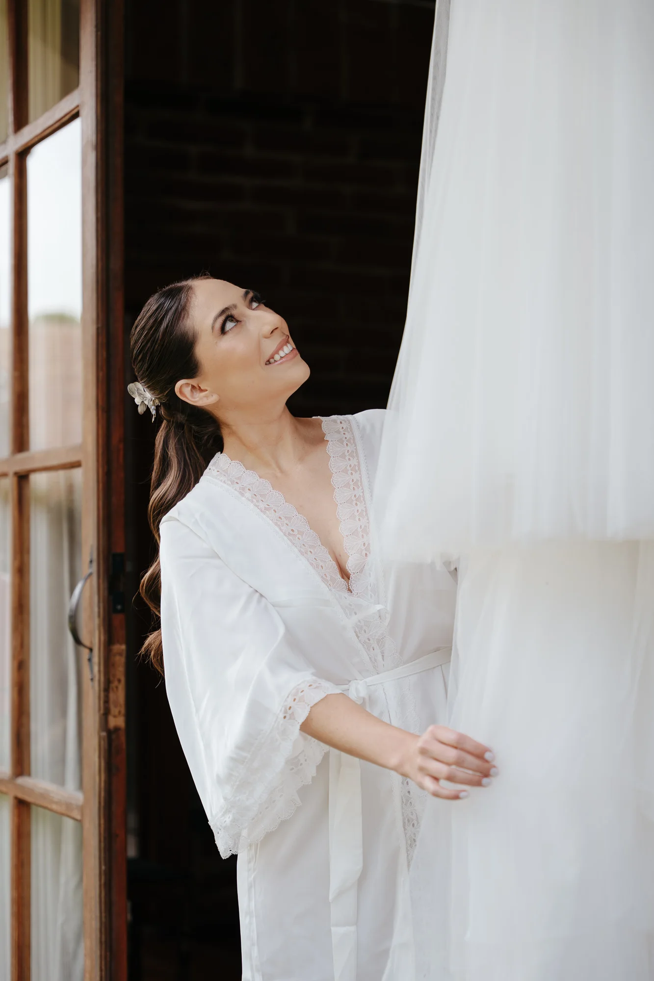 Mel & Jesus, wedding photography by LIB — frame 03