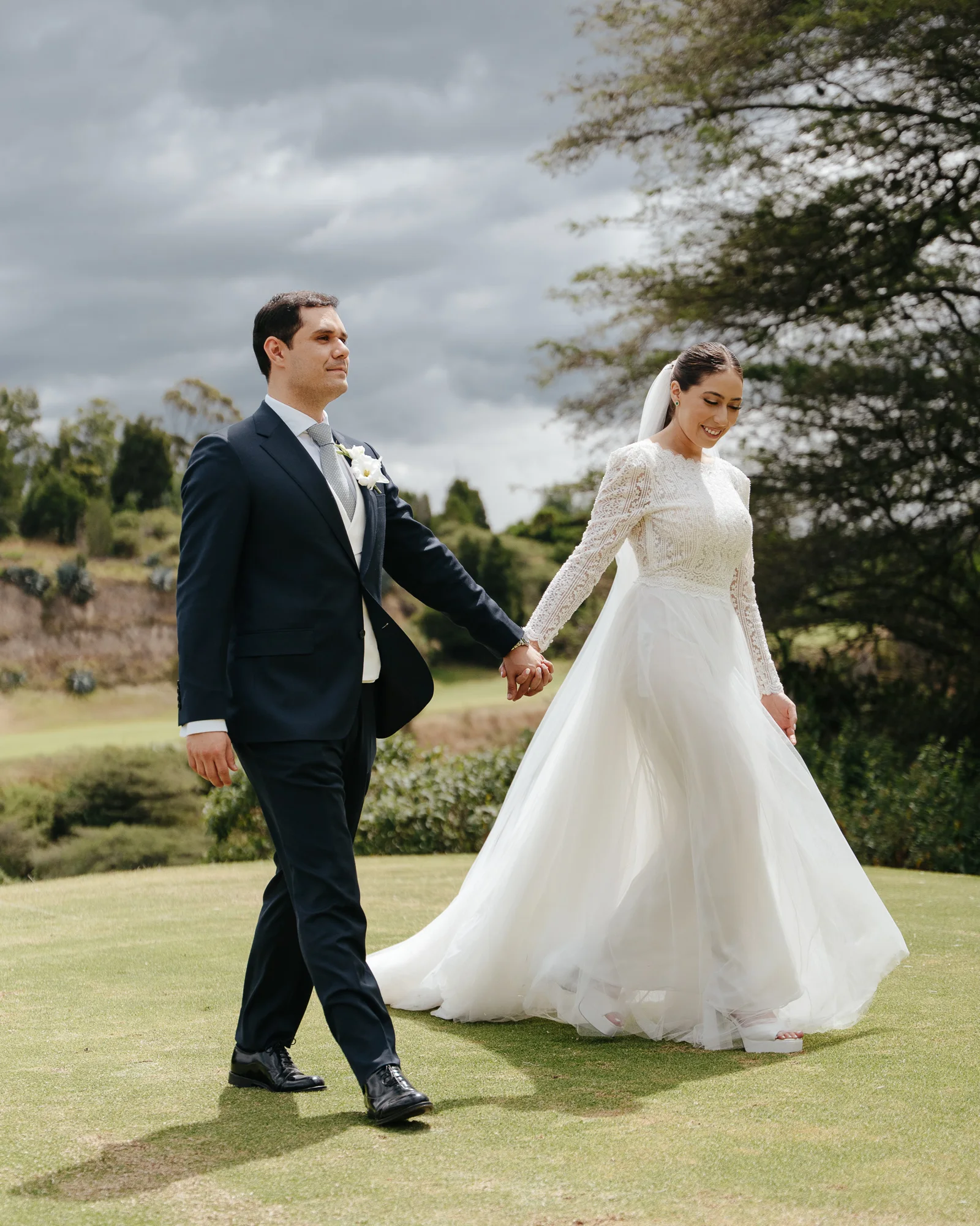 Mel & Jesus, wedding photography by LIB — frame 10