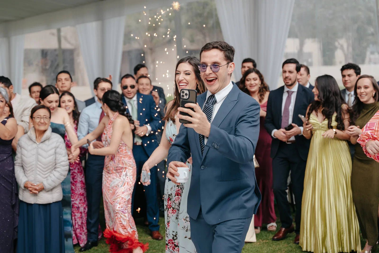 Mel & Jesus, wedding photography by LIB — frame 13