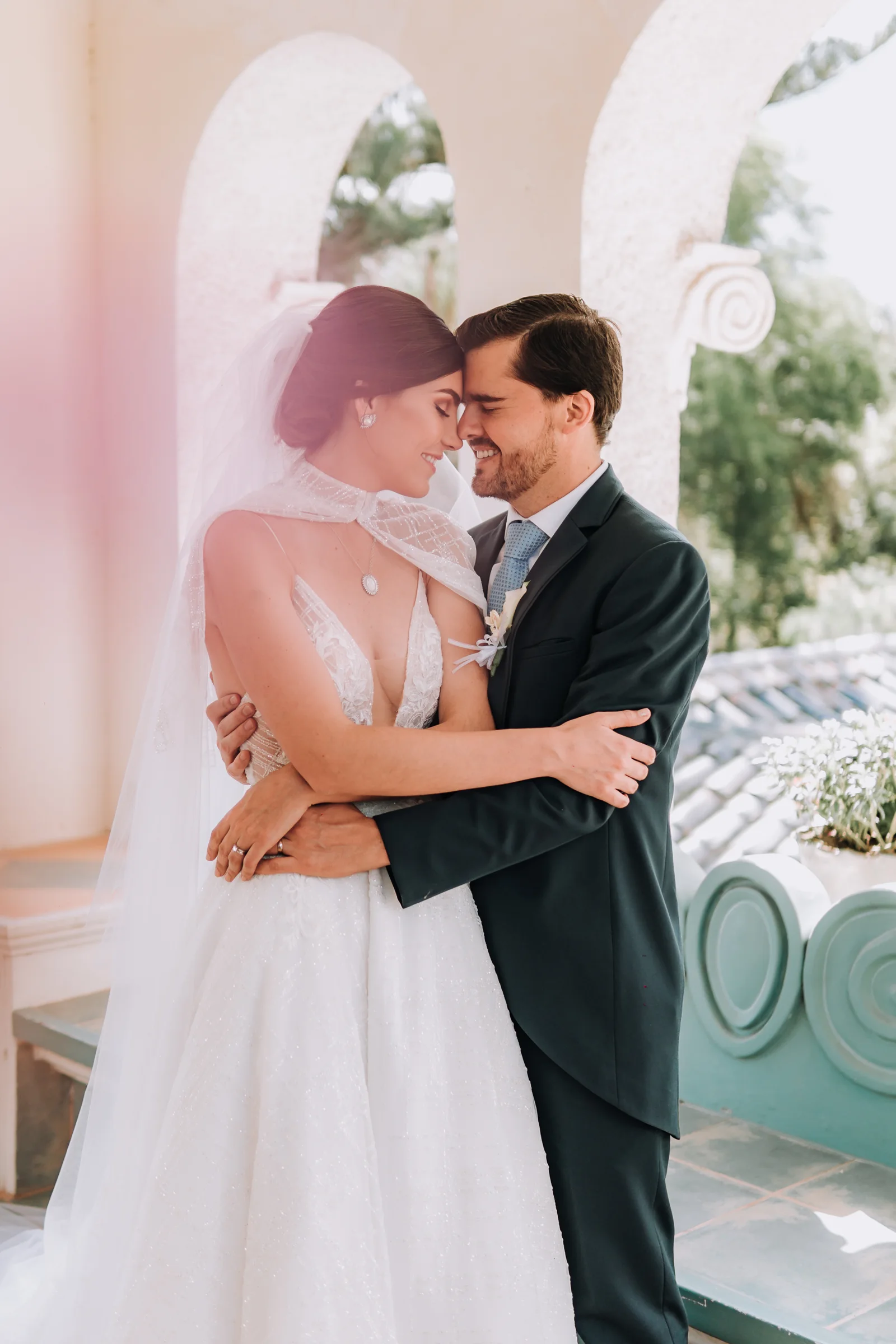 First look or first glance down the aisle?
